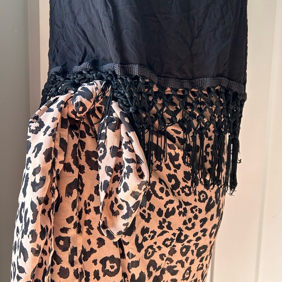 Leopard sarong and open back fringed top - Picture 4 of 11